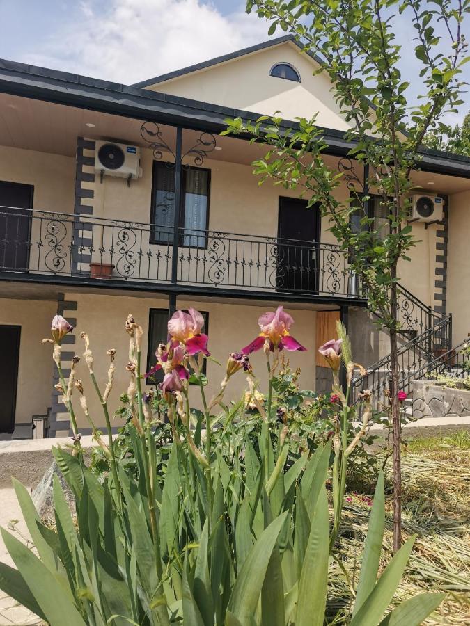 Guest House Eden Tbilisi Exterior foto